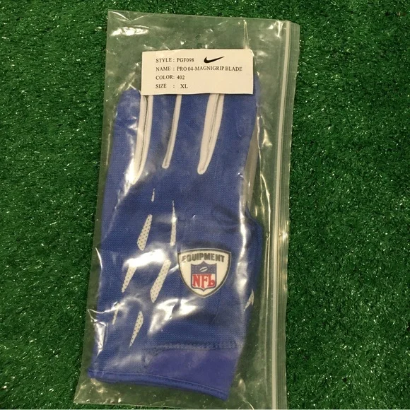 NEW NFL (NIKE) MAGNIGRIP BLADE WR FOOTBALL GLOVES XL